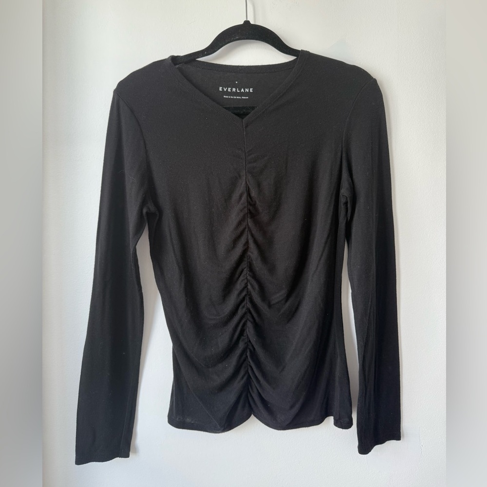 Everlane Black Gathered Top | Size M